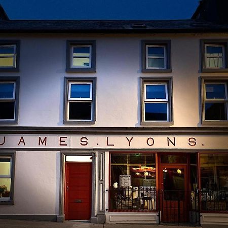 'James Lyons' The Old Main St Баллихонис Экстерьер фото